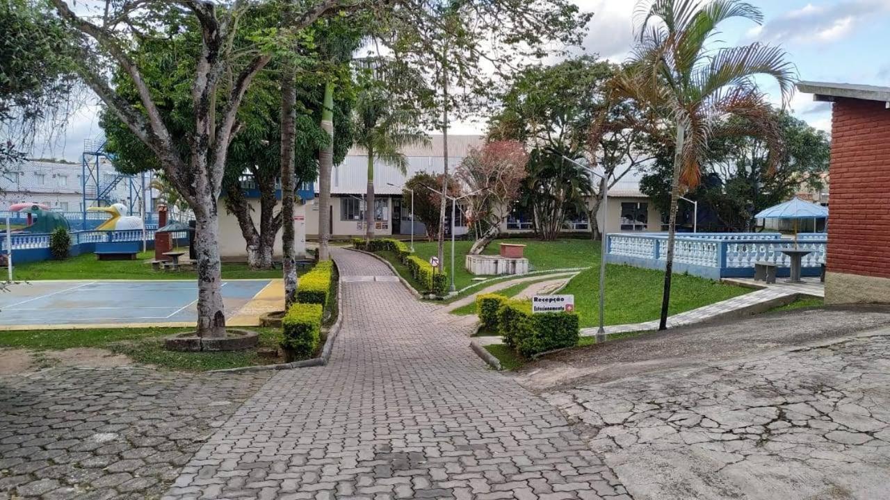 Pousada Clube Santa Cruz Santa Cruz de Minas Bagian luar foto